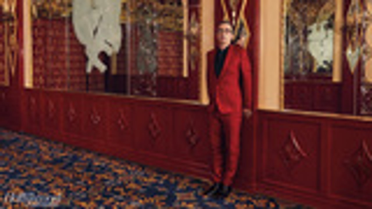 John Oliver Has a Message for Boris Johnson and an Impression of the Queen | Fishing for Answers