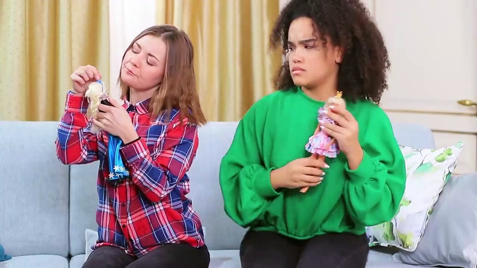 TRUCOS PARA TU BARBIE vs PRINCESAS DE DISNEY! 13 MANUALIDADES TOTALMENTE INCREÍBLES CON MUÑECAS - Vídeo Dailymotion