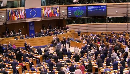 La Eurocámara ratifica el acuerdo de divorcio con Reino Unido