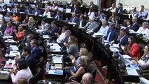 Diputados aprueban ley para reestructurar deuda argentina que pasa al Senado