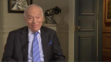 Juan Gris's Painting "Still Life with Checked Tablecloth" | Met Collects