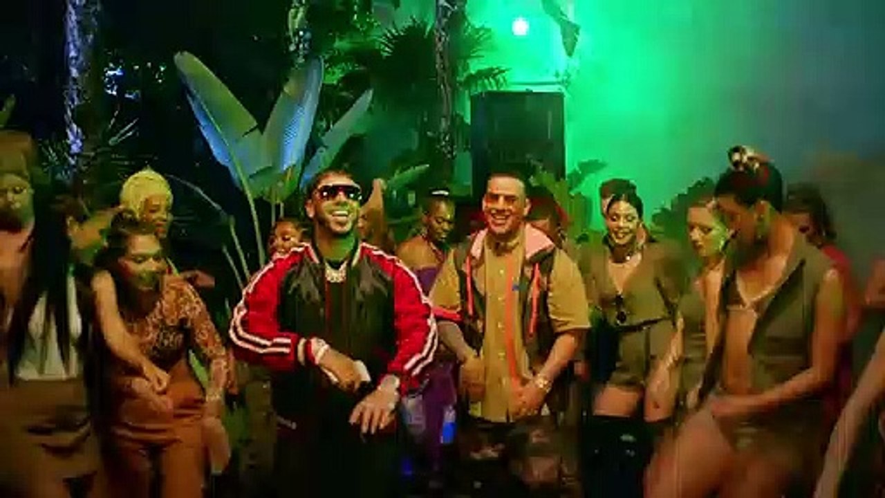 Anuel AA, Daddy Yankee, Karol G, Ozuna & J Balvin - China (Video Oficial)