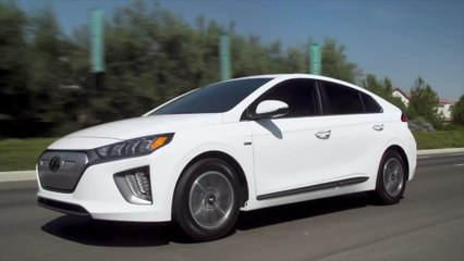 2020 Hyundai IONIQ Electric Driving Video