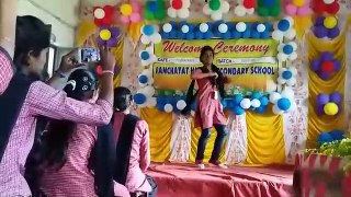 Bollywood song dheme dheme college girl dance performance in stage