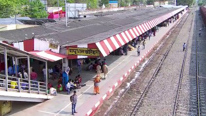 railway station - a snap shot of India. You can really feel it!