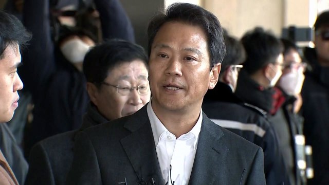 임종석 피의자 신분 검찰 출석... 검찰, 분명한 목적 가지고 사건 기획 / YTN