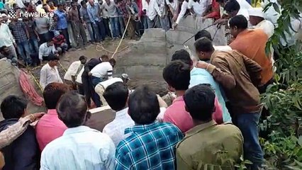 25 dead after catastrophic bus crash in south-west India