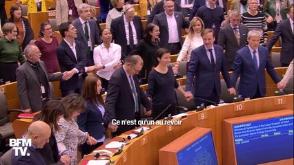 "Ce n'est qu'un au revoir", revivez le très émouvant chant d'adieu aux eurodéputés britanniques avant le Brexit (en intégralité)