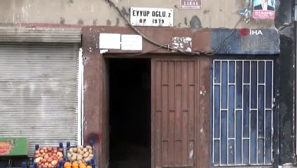 Sur’da Bitişik İki Yapı Elazığ Depremi Sonrası Ayrıldı