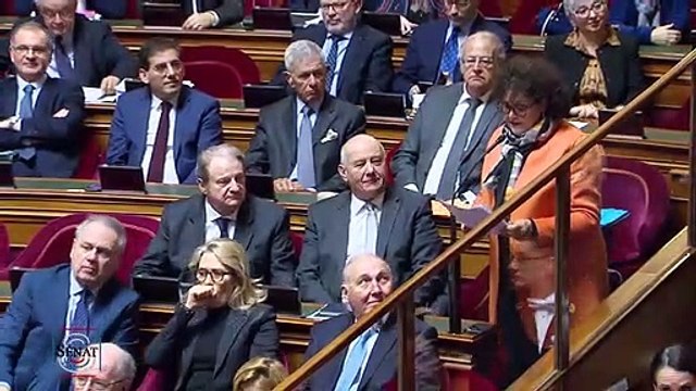 QAG - Jacqueline EUSTACHE-BRINIO : Le Président de la République parviendra-t-il à imposer à certains musulmans qui ne veulent pas l'entendre notre droit de critiquer toutes les religions ?
