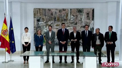 El Gobierno firma la subida del salario mínimo a 950 euros con patronal y sindicatos