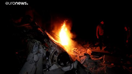 مقتل 10 مدنيين في غارات روسية على إدلب وقوات النظام السوري تتقدم على طريق دولي استراتيجي