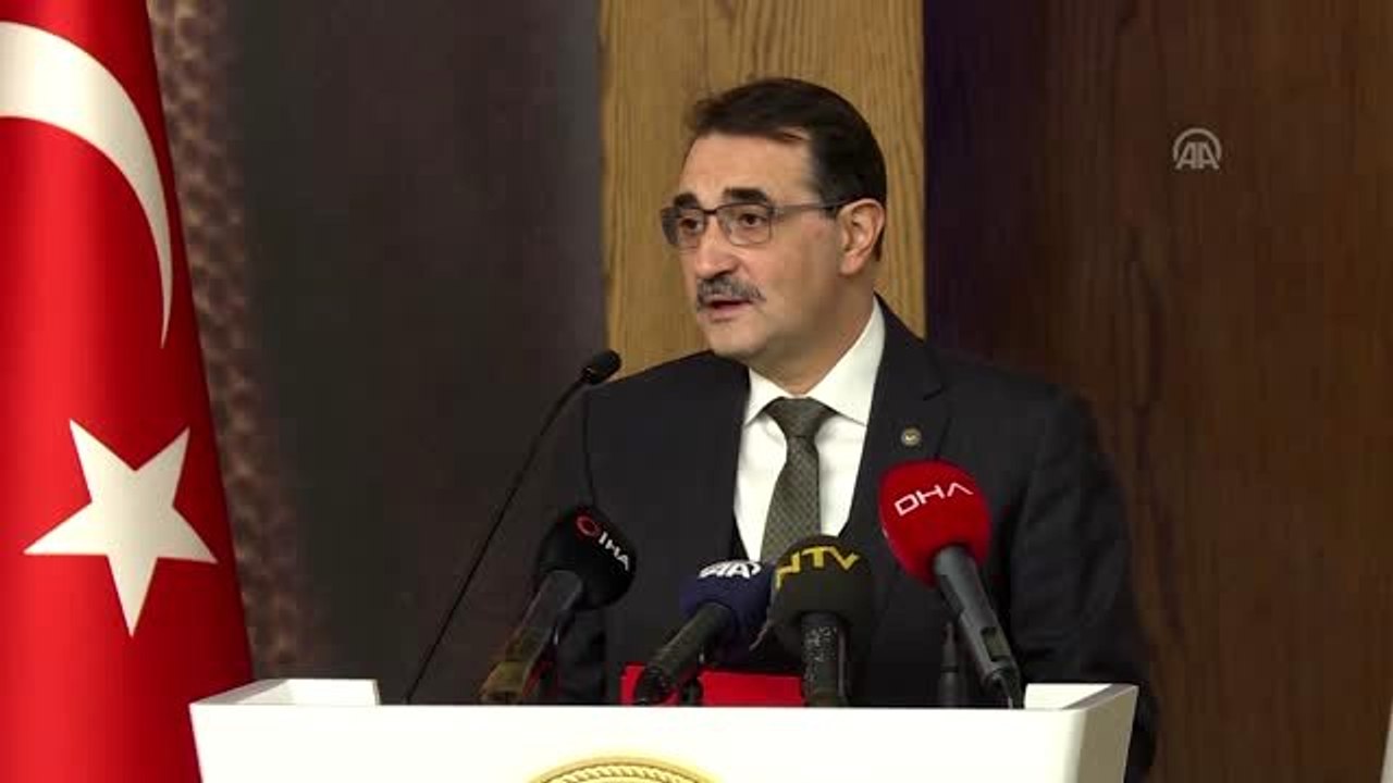 Bakan Dönmez: "2020 yılı itibariyle kamuda yüzde 40'lara varan bir enerji tasarrufunun mümkün...