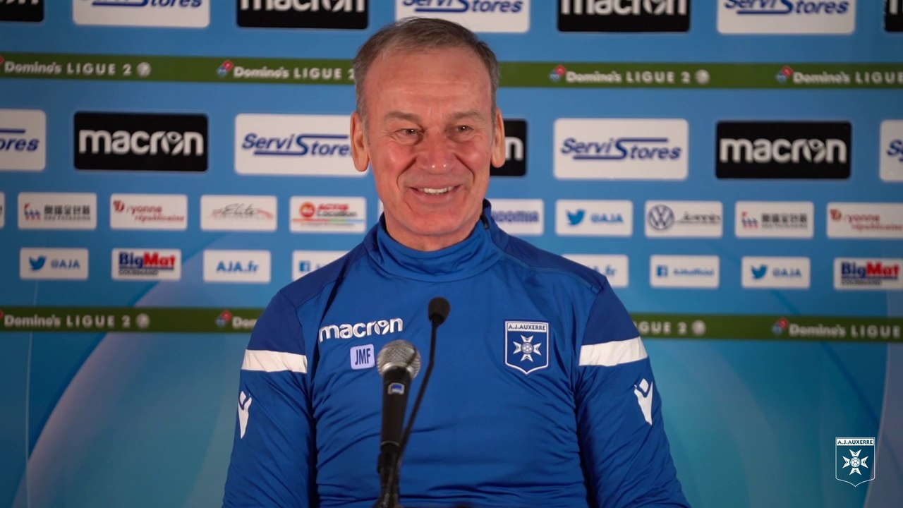 La conférence de presse de Jean-Marc Furlan avant EA Guingamp-AJA