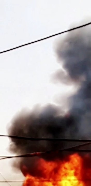 L'Usine Valdafrique en feu