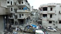 Rus savaş uçakları İdlib'de hastane ve fırını hedef aldı