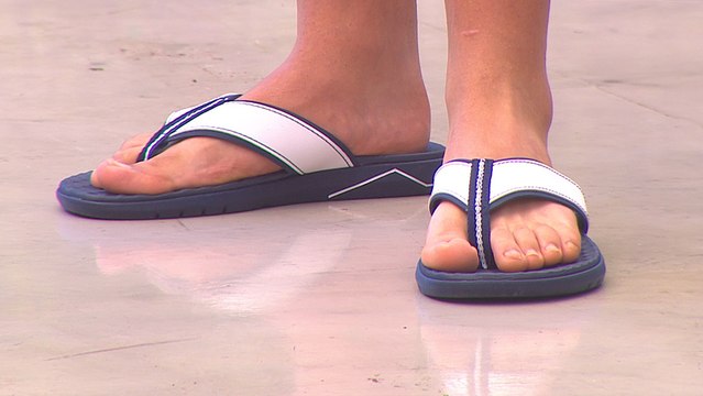 bd-estilos-de-sandalias-hombre-y-mujer-300120