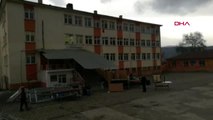 Elazığ-depremde hasar gören 266 öğrencili okul boşaltıldı