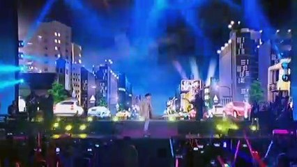 James, Nadine sing “We Found Love” & “Forever”