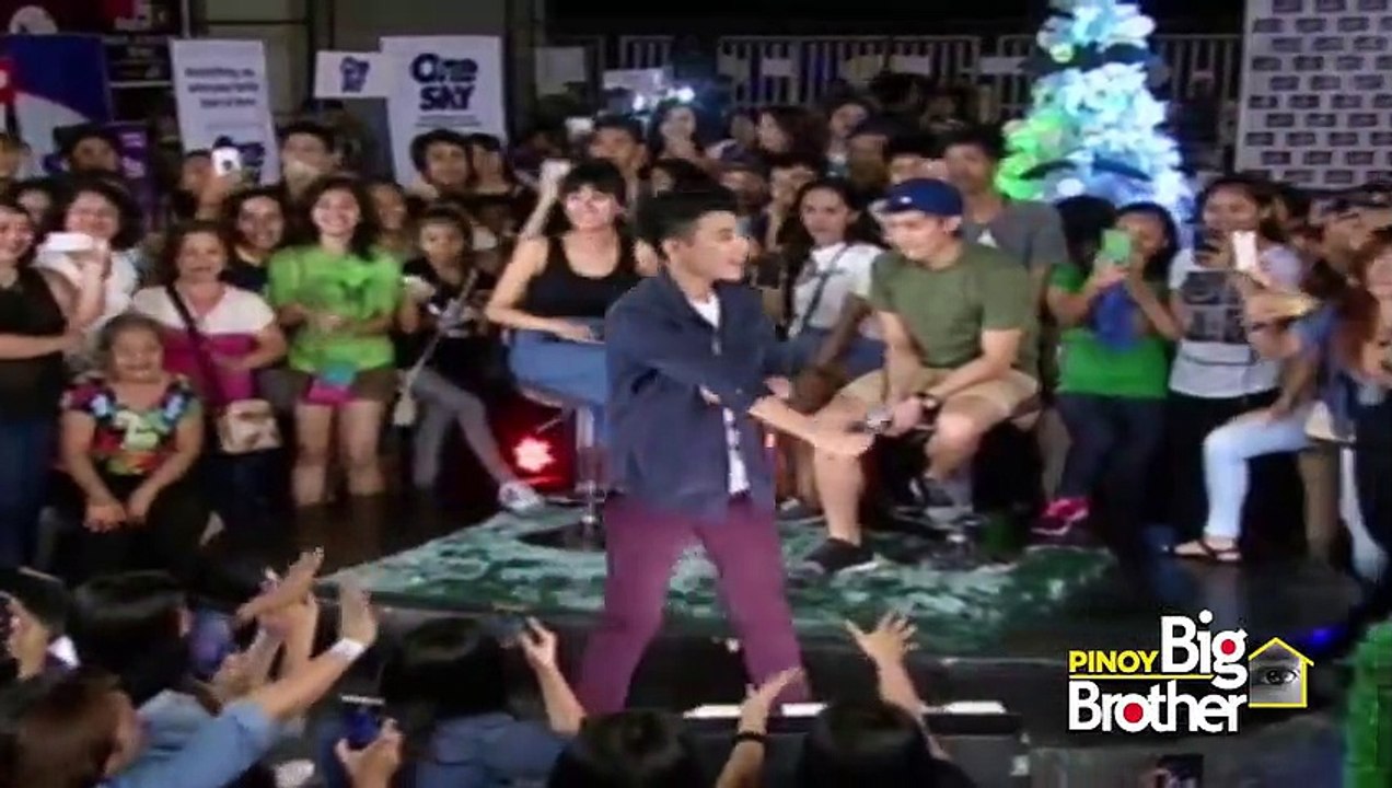 Darren Espanto sings "Alam"