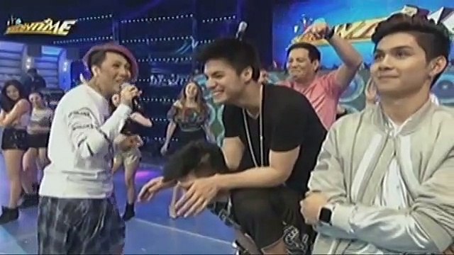 Alamin kung saan nga ba nagsimula ang Mannequin Challenge na trending ngayon