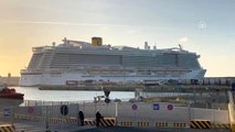 Koronavirüs şüphesiyle karantinaya alınan gemide 27 Türk yolcu bulunuyor