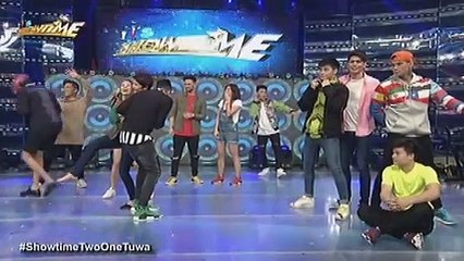 Rey Valera at Jonas, hindi nakaligtas kina Vice at Vhong sa Mannequin Challenge