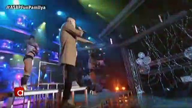 Kapamilya stars' christmas-themed opening number