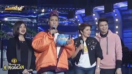 Sino mag-uuwi ng golden microphone?