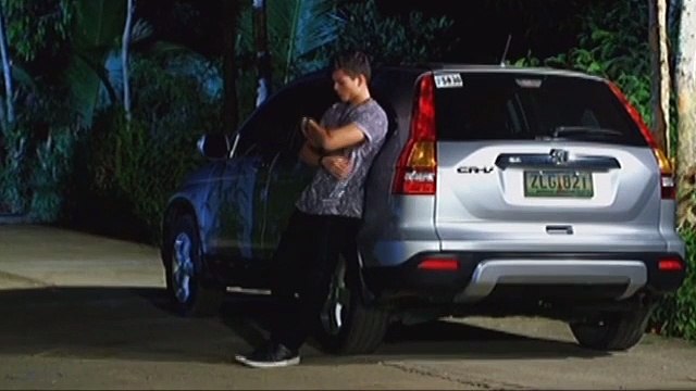 Chesca, natuwa sa ibinigay na kwintas ni Zach