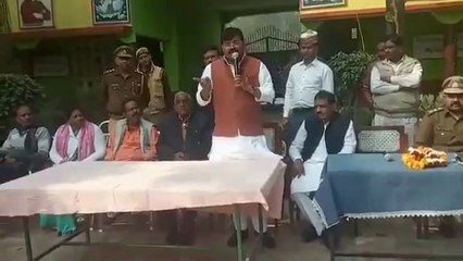 उत्तर प्रदेश के जेल मन्त्री ने कहा नेता को पढा लिखा नही विजनरी होना चाहिये