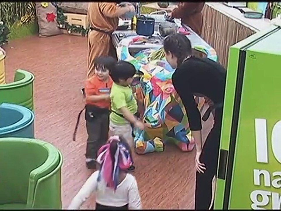 PBB7 Day 159: Baninay, inasikaso ang nakakatuwang problema ni Kenzo