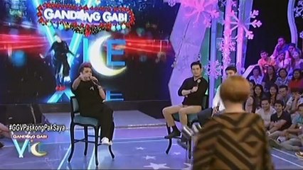 Richard and Enchong's caroling with a twist