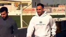 Alcácer llega a la ciudad deportiva del Villarreal