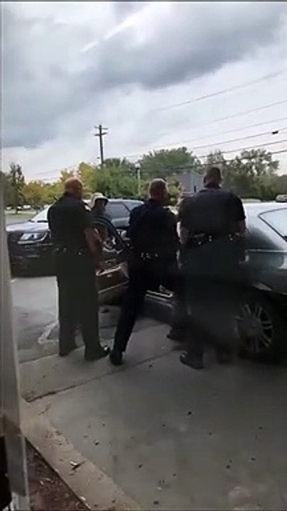 Ridiculisé par la police d'une façon géniale... Grosse honte