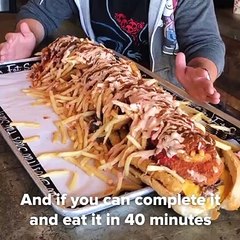 70cm et 6kg... Vous êtes capable de manger ce sandwich énorme ???