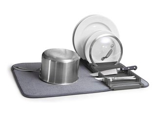 Amazon Shoppers Swear By This Super-Absorbent Dish Rack—and It’s Just $11