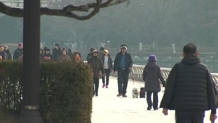 [날씨] 포근하지만 곳곳 빗방울...주말 미세먼지↑ / YTN
