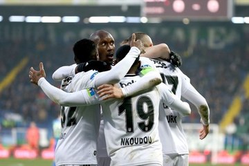 Beşiktaş, deplasmanda Çaykur Rizespor'u 2-1 mağlup etti