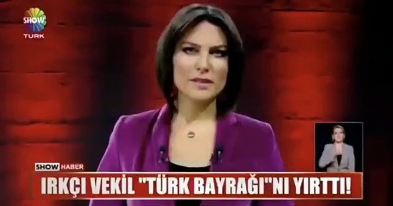 Ece Üner'in, Yunan parlamentosunda Türk bayrağını yırtan vekile yaptığı kapak.