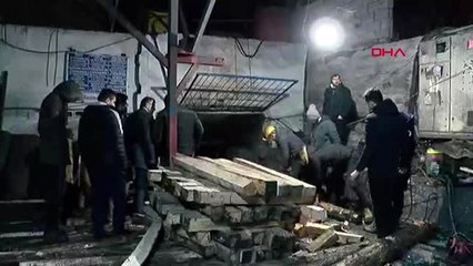 Kaçak maden ocağında göçük 2 işçi mahsur