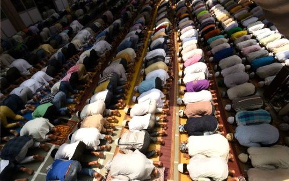 İzmir'de Cuma namazı kaçta? 31 Ocak İzmir Cuma namazı saati - ezan vakti