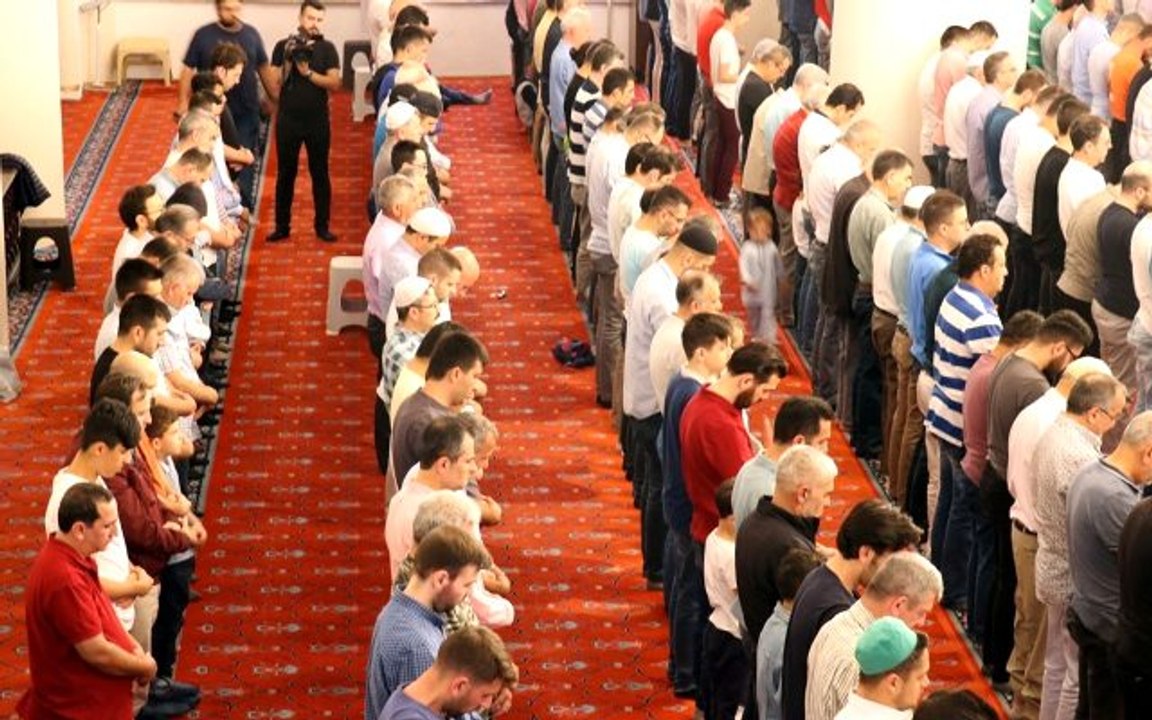 İstanbul'da Cuma namazı kaçta? 31 Ocak İstanbul Cuma namazı saati - ezan vakti