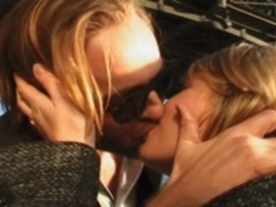 Valentine's Day 2008 in Paris / French Kiss World Record