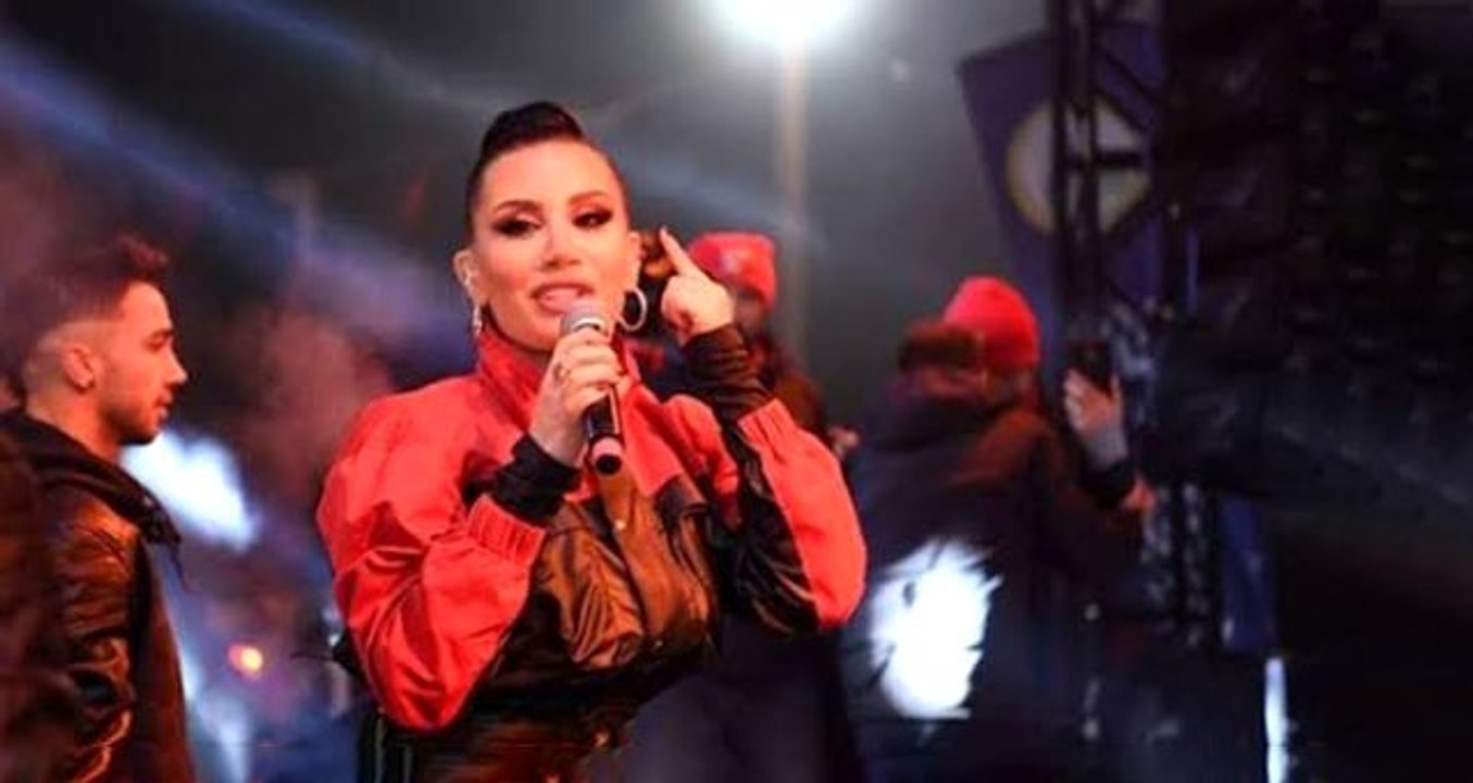 Konserde küfür eden İrem Derici, bundan sonra Kocaeli Belediyesi ile çalışamayacak