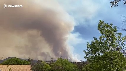 Smoke fills sky south of Canberra as state of emergency declared