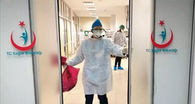 Son dakika: Sağlık Bakanı Fahrettin Koca'dan rahatlatan koronavirüs açıklaması