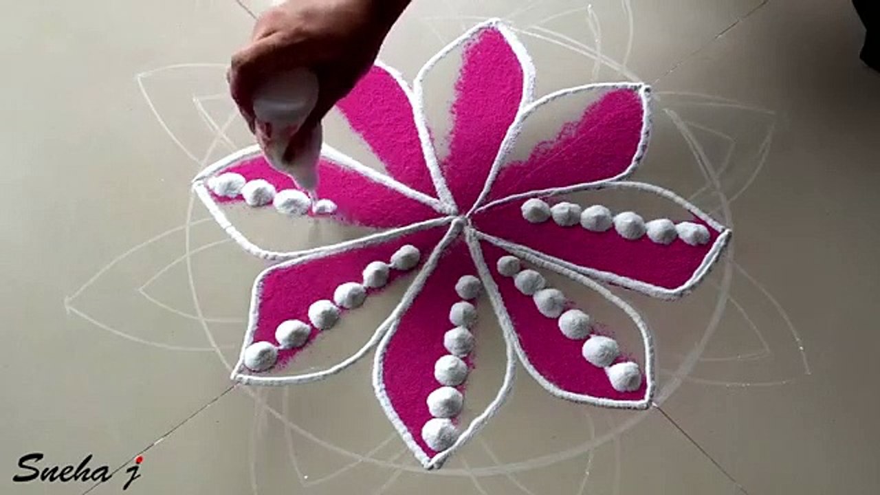 Beautiful pink white rangoli l Top rangoli designs for festivals l उंगली से रंगोली डिजाइन करना सीखें