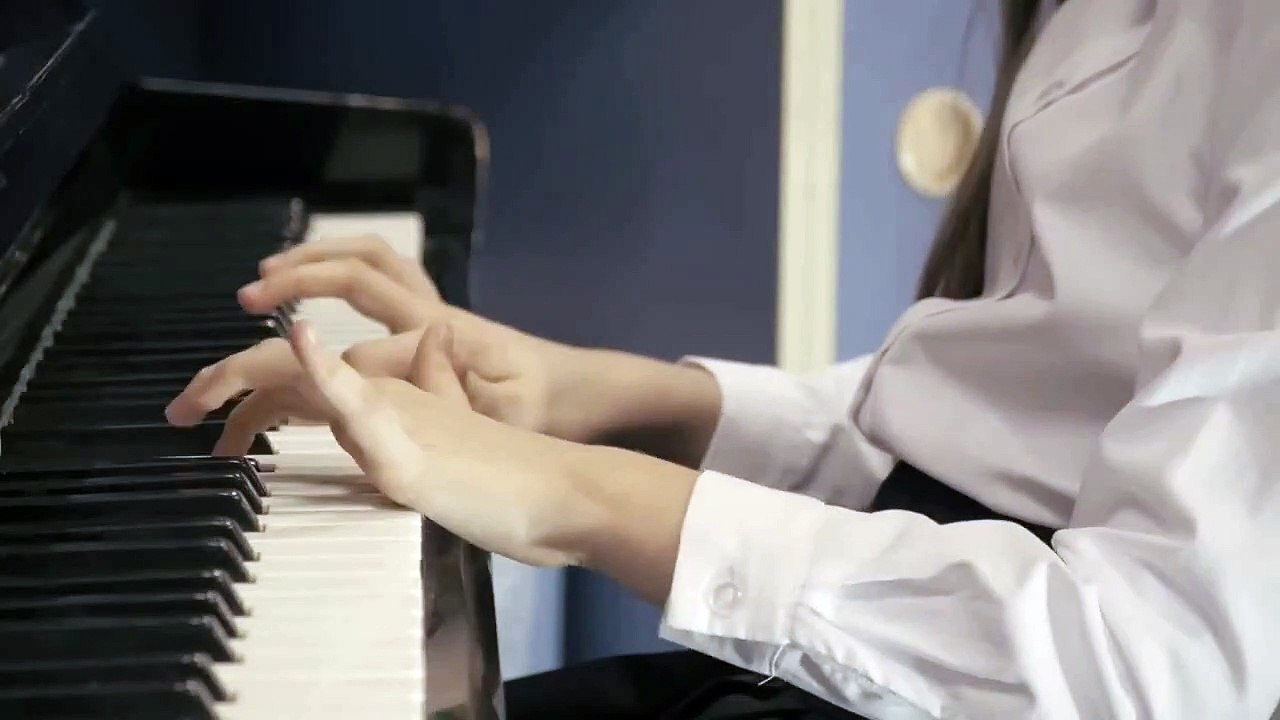 2) Guilleri. Chansons et rondes enfantines. Piano. Musique