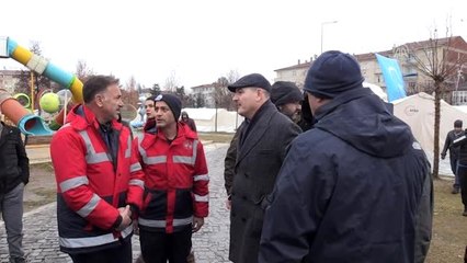 Soylu: "(Elazığ'daki deprem) Hasar tespiti yapılanlarla ilgili hasarsız ve az hasarlılara 'evinize...